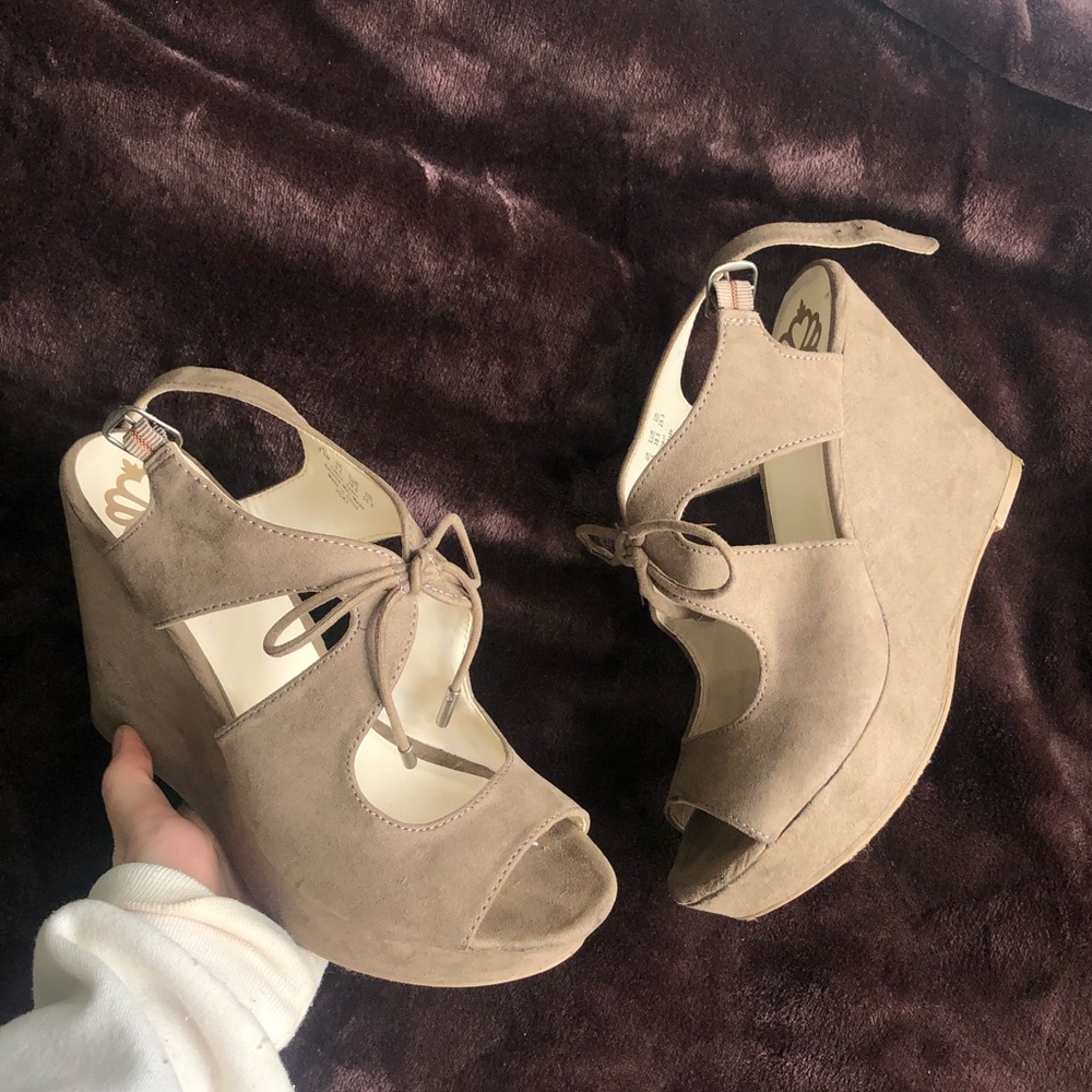 suede brown wedges
